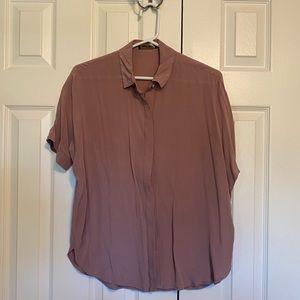 Short sleeve button down